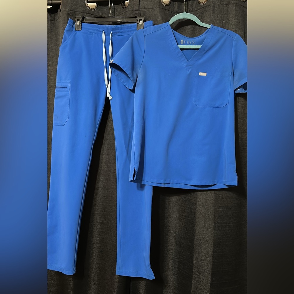 FIGS royal blue SET